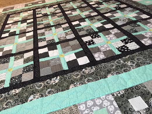 Beautiful Black and Blue Quilt